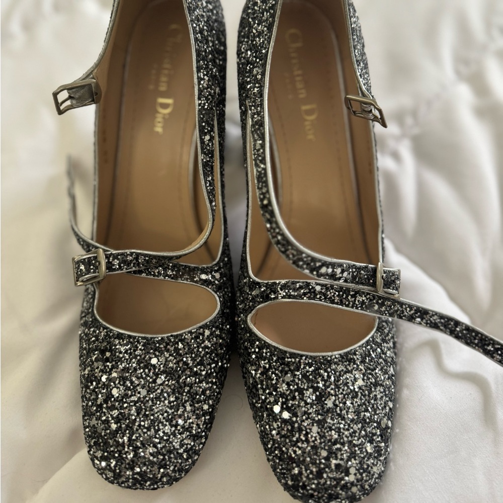 Beautiful sparkle Christian Dior sparkle shoes